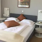 Dietrichsteinerhof & Aparthotel