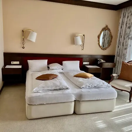 Apartahotel Dietrichsteinerhof & Faak am See