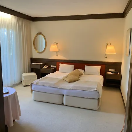 Dietrichsteinerhof & 公寓式酒店 法克湖