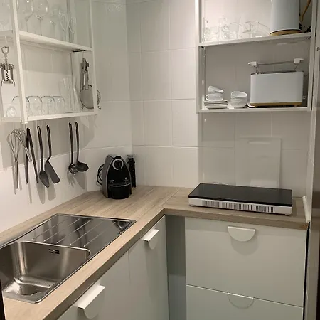 Dietrichsteinerhof & Aparthotel 4*