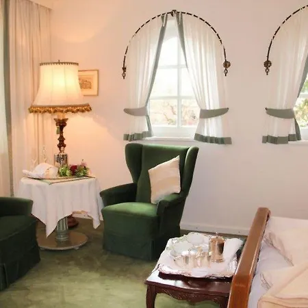 Dietrichsteinerhof &