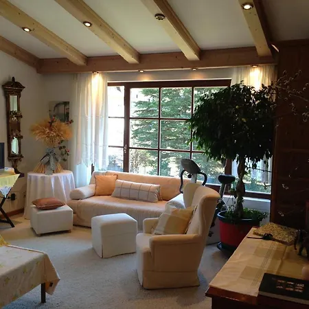 Dietrichsteinerhof & 公寓式酒店 4*