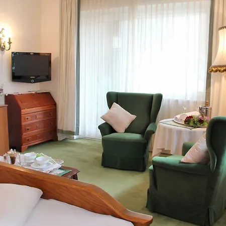 Aparthotel Dietrichsteinerhof & Faak am See
