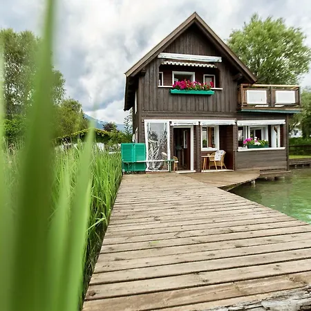 Dietrichsteinerhof & Apartahotel