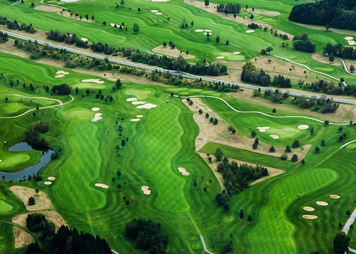 Dietrichsteinerhof &