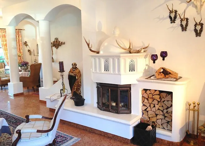 Aparthotel Dietrichsteinerhof &