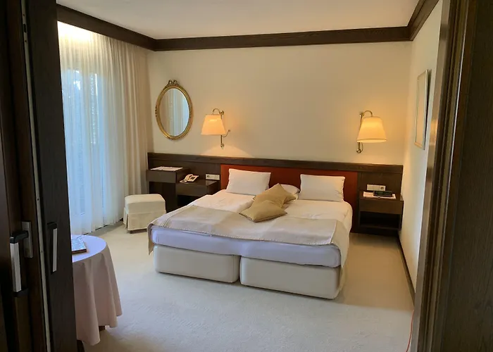 Dietrichsteinerhof & 公寓式酒店 法克湖