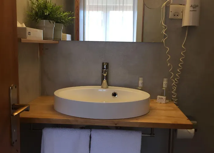 Aparthotel Dietrichsteinerhof & 4*