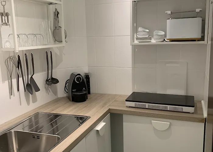 Dietrichsteinerhof & Aparthotel 4*