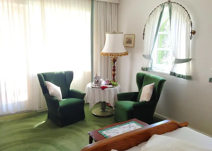 Dietrichsteinerhof &